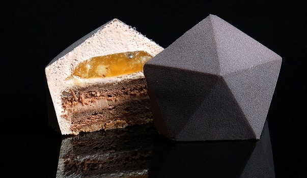 Dinara Kasko Creates New Pieces of Pastry Art with 3D Printed Cake Molds